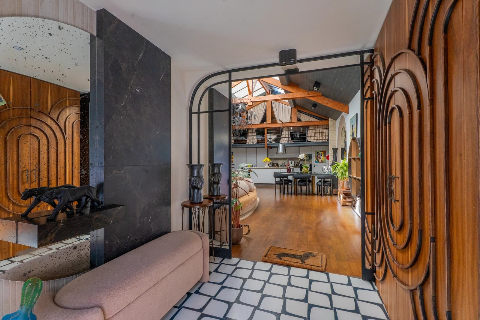 Space Loft with Asian and Moroccan influences - 3