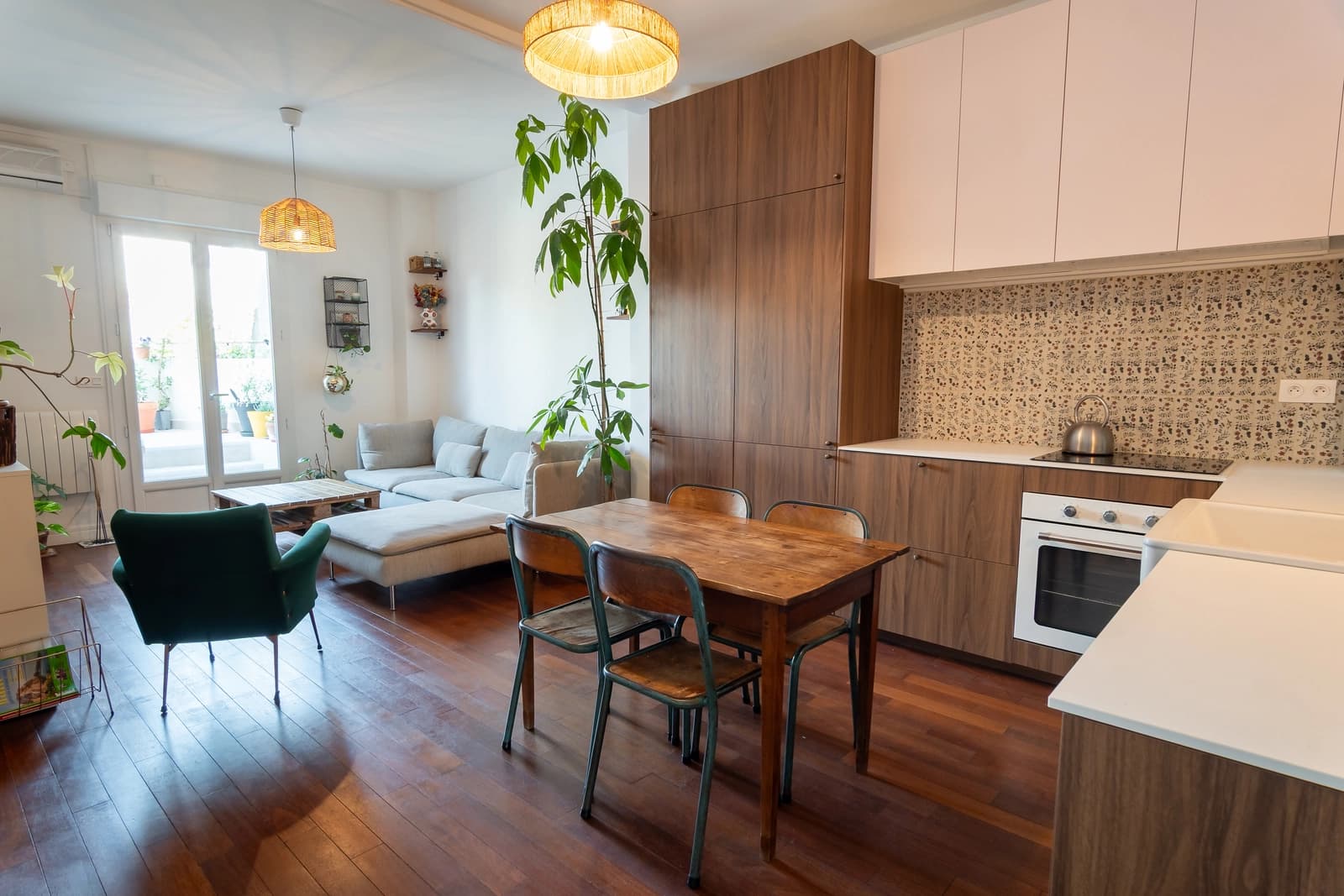 Space Small charming apartment with a colorful terrace - 0