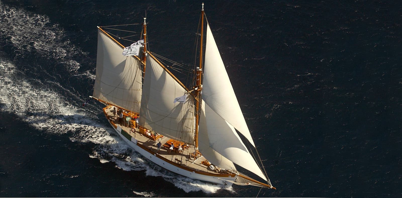 Classic tall ship - Le Don du Vent