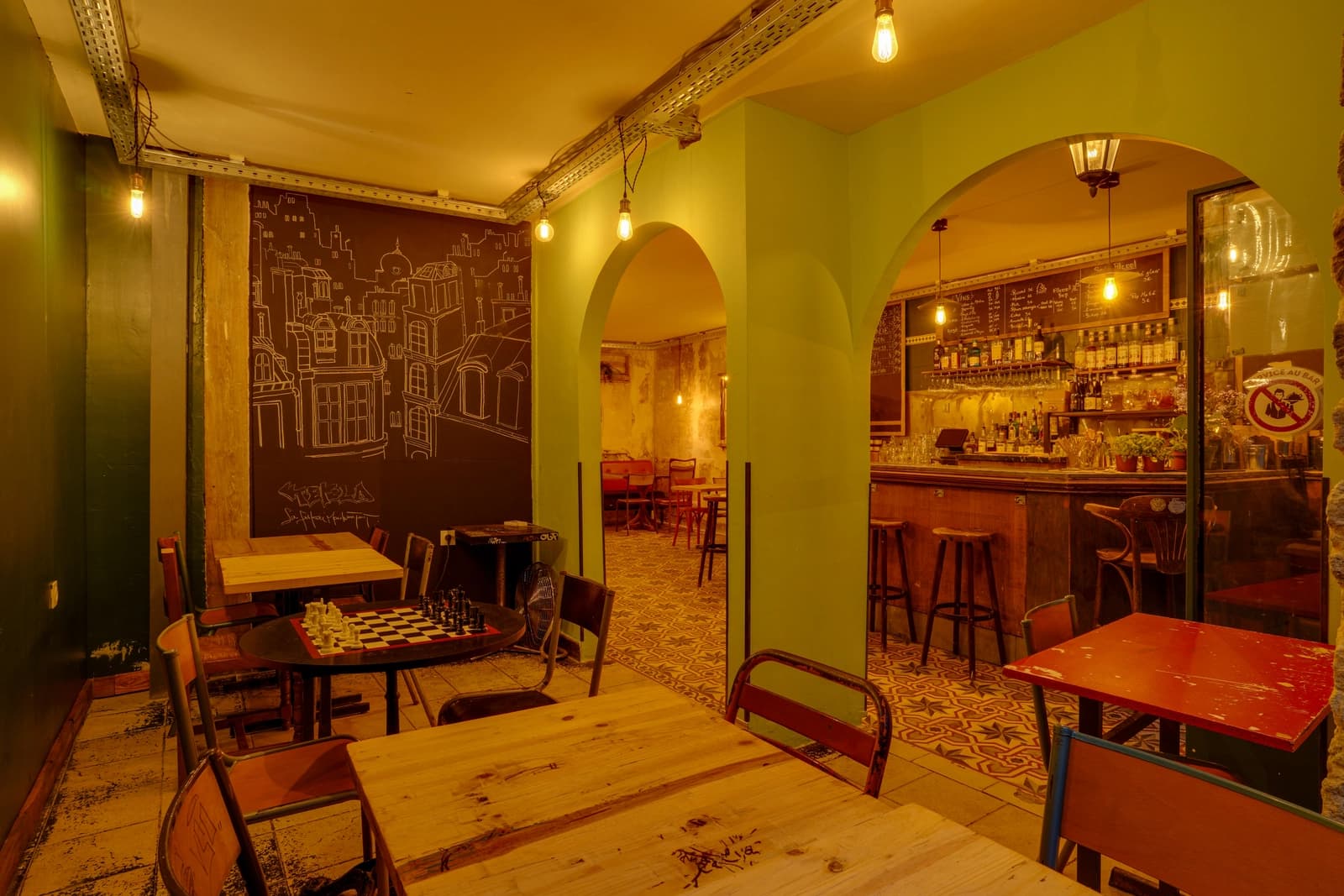 Espace Bar de quartier atypique dans son jus - 4