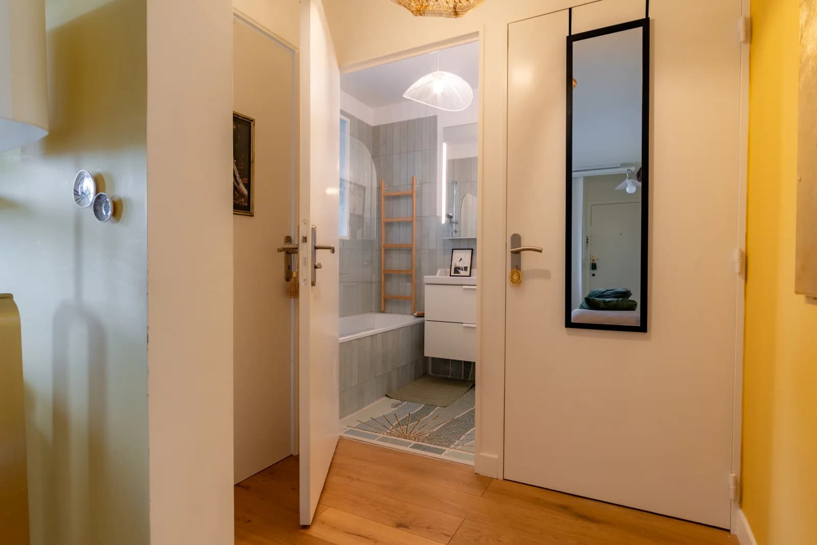 Espace Appartement près des Puces de St-Ouen, ambiance unique - 4