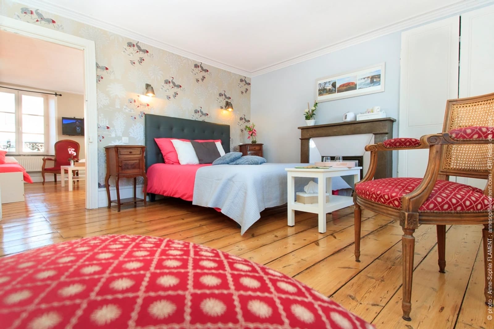 Salon dans Maison de maître avec spa relaxant et jardin paisible - 1