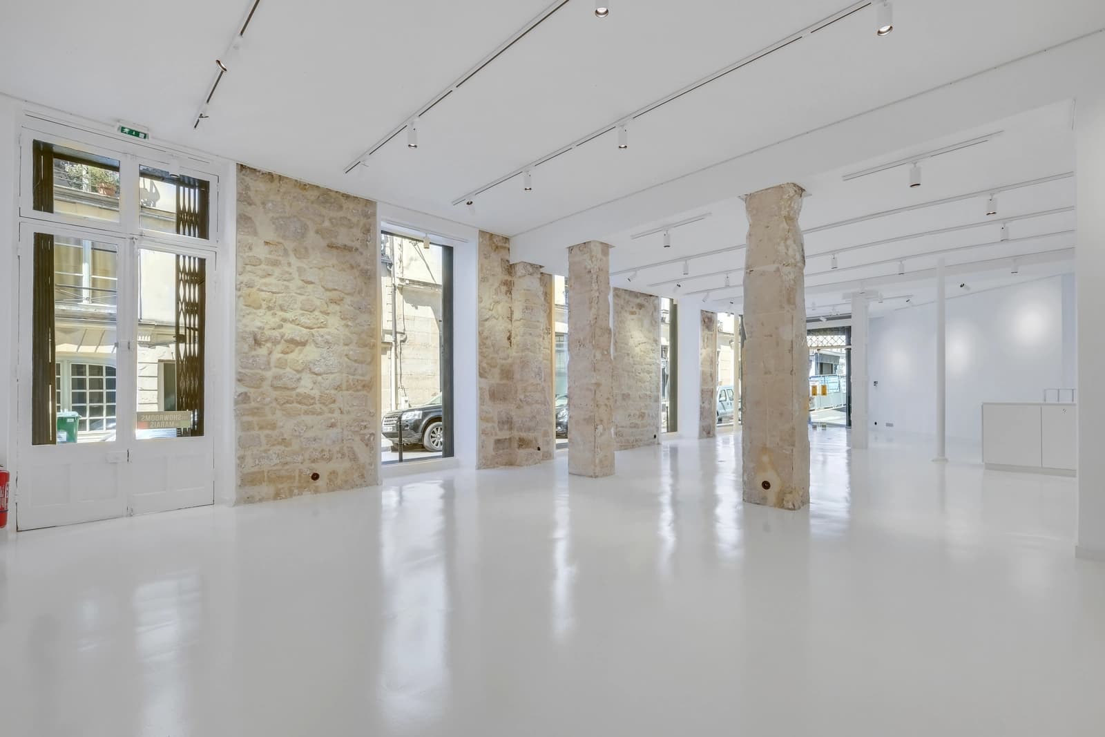 Espace Une Galerie-Boutique au coeur du Marais - 5