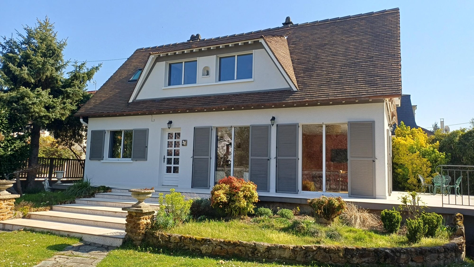 Space Detached pavilion completely renovated 'like in the countryside' - 0