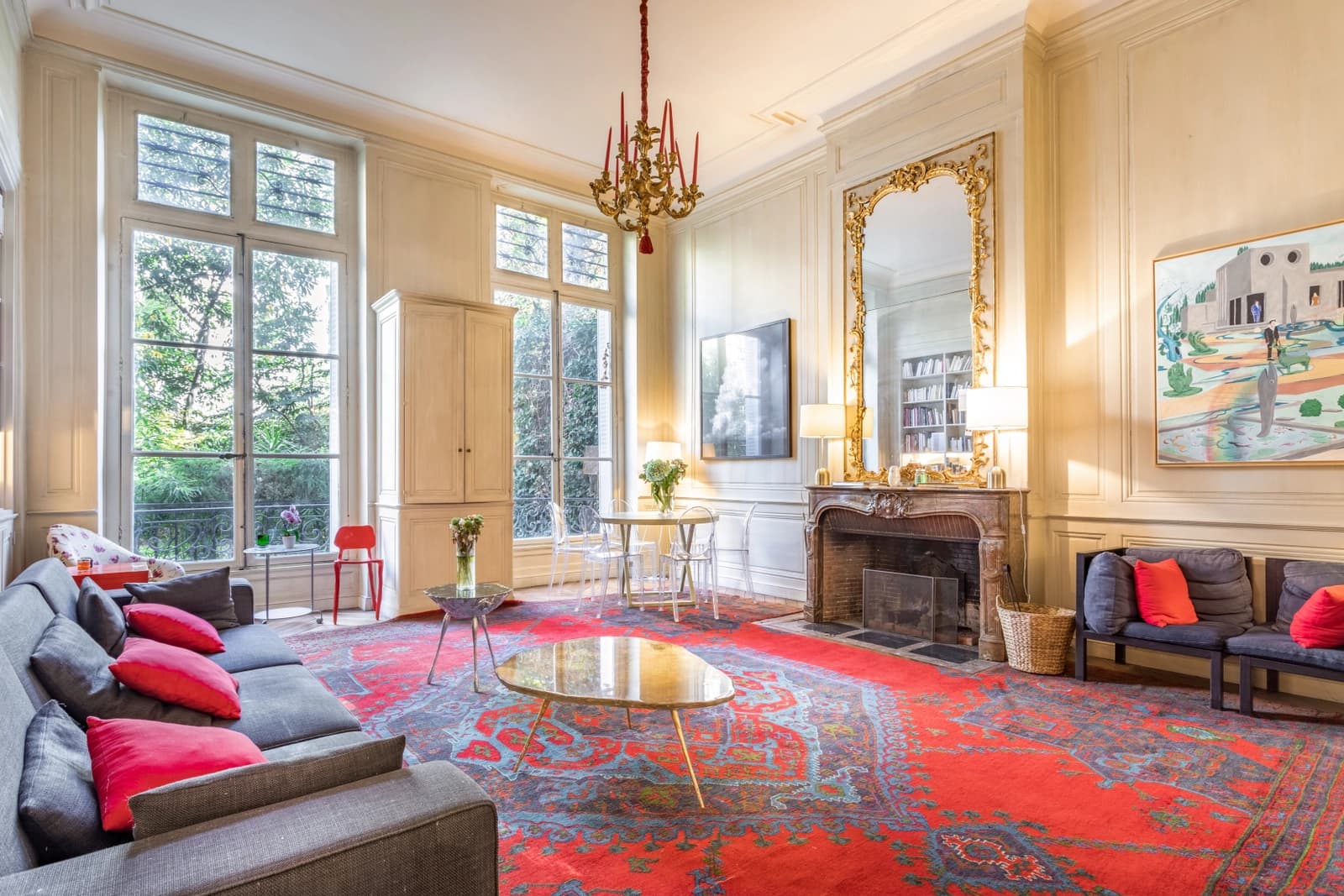 Hôtel particulier atypique au charme confidentiel