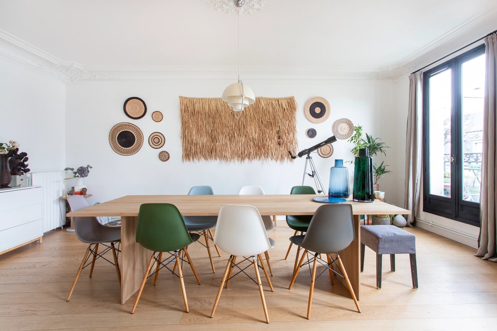 Duplex avec balcon filant et lumière