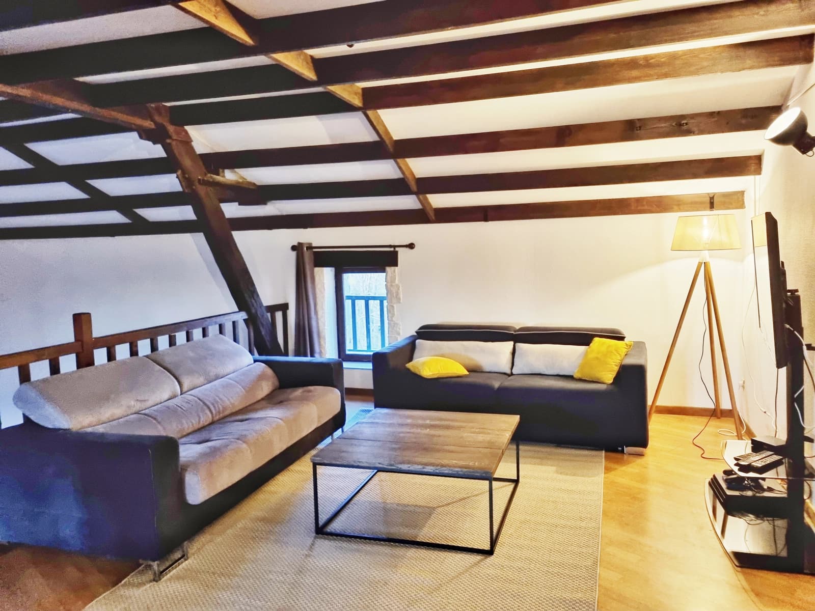 Fully renovated farmhouse