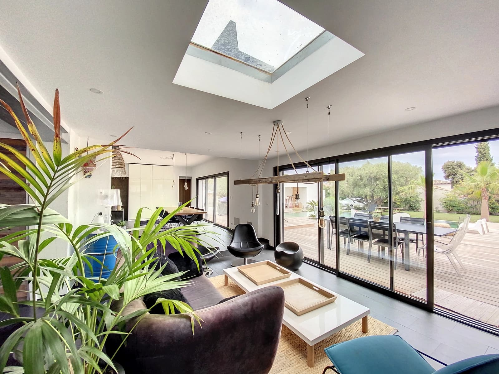Living room in Villa with pool - 1