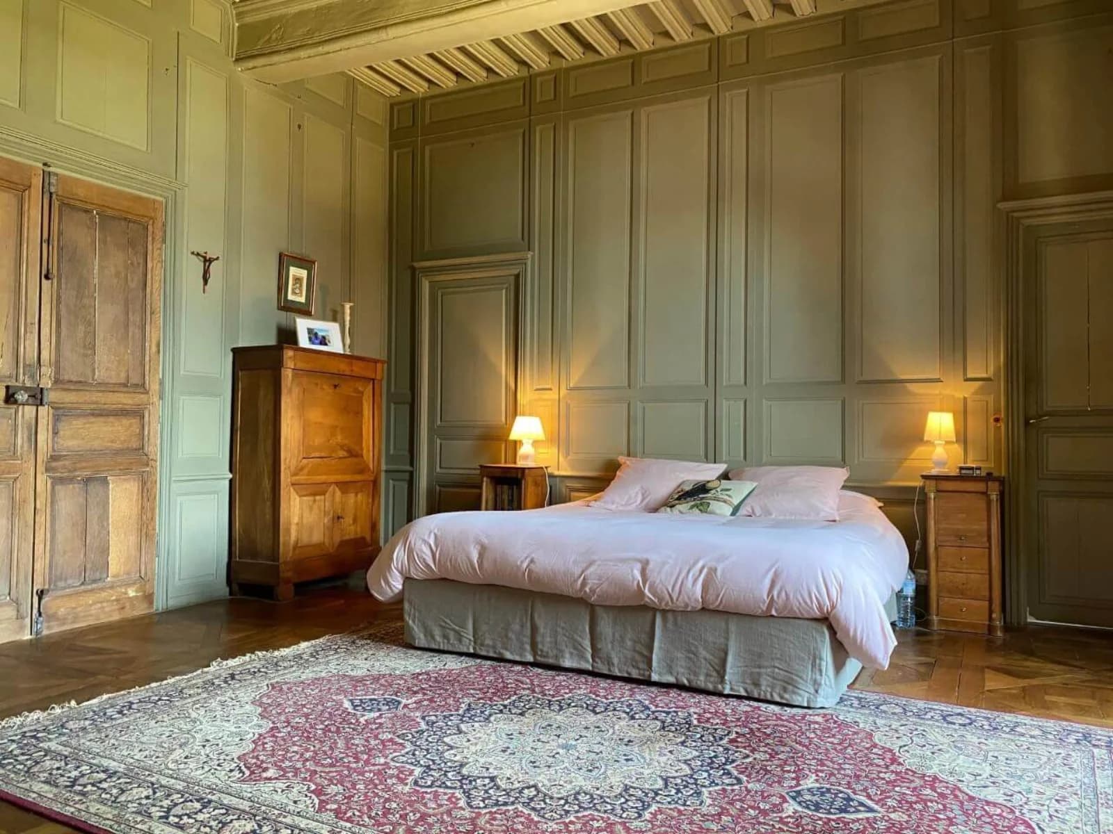 Bedroom in Château - 200km from Paris - 1