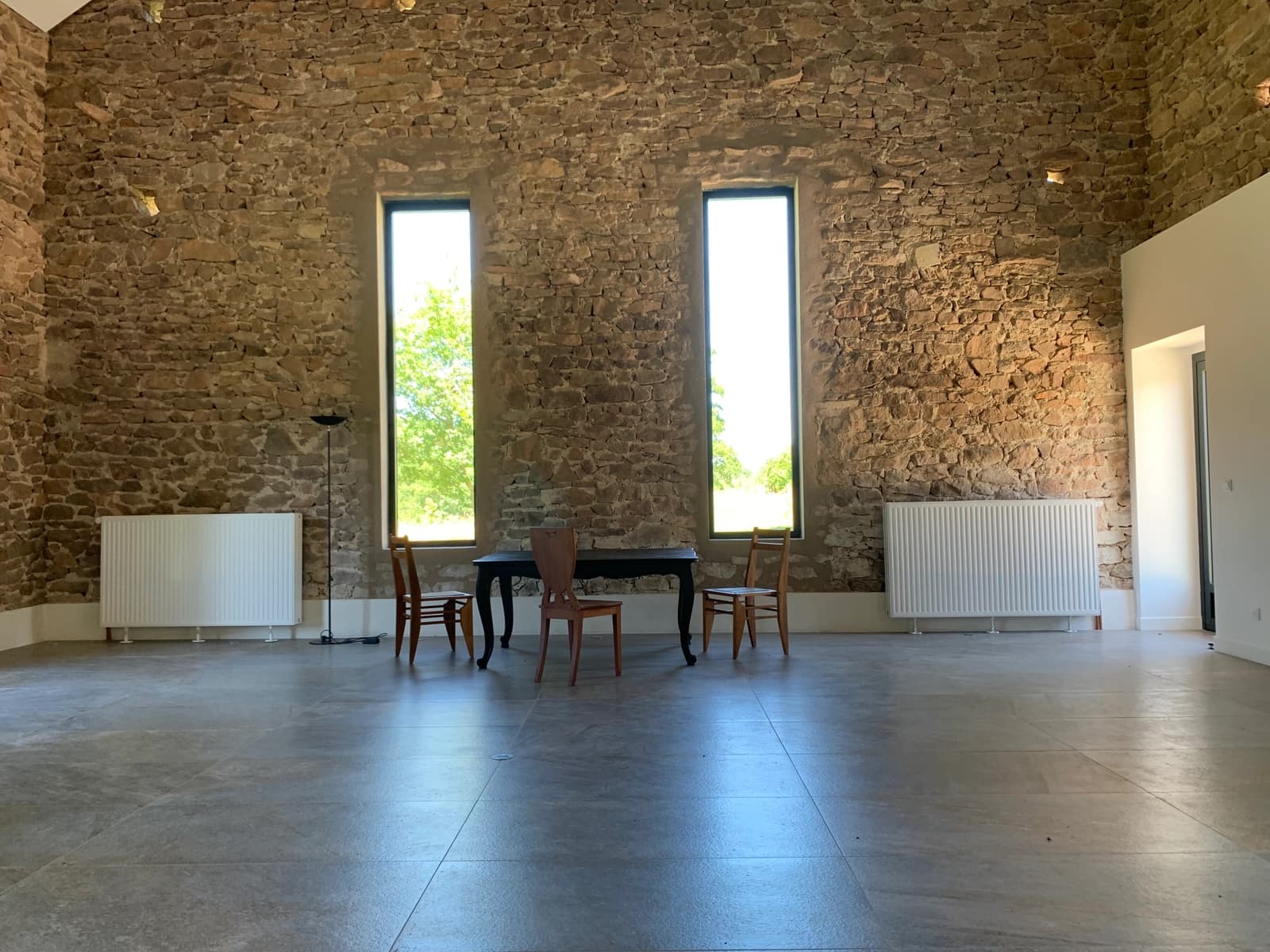 Meeting room in A unique hamlet in the heart of nature - 1