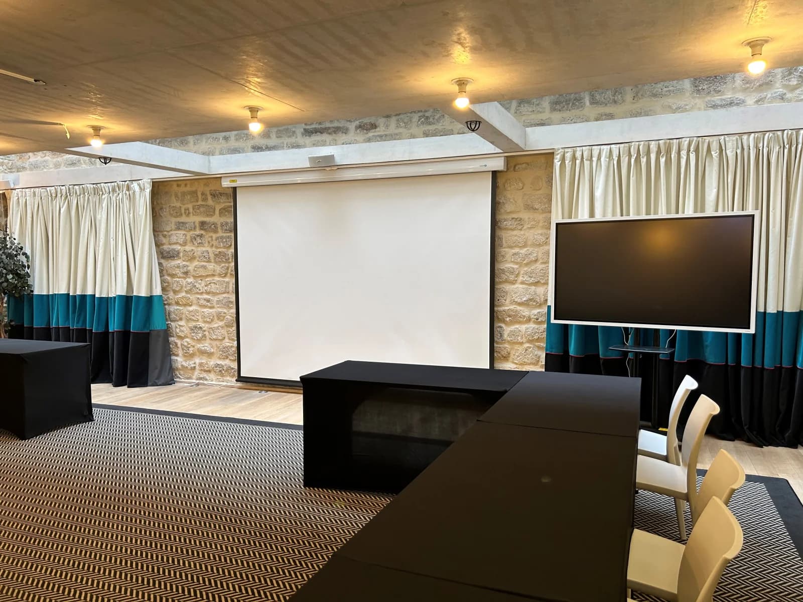 Espace Paris 2e: salle sous verrière pour vos événements - 5