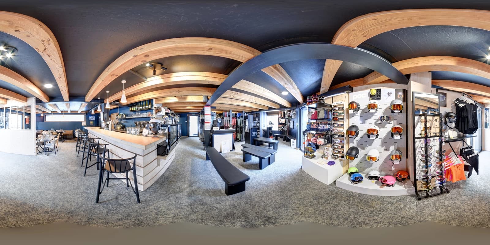 Espace Le Chalet restaurant, bar et magasin de location de ski - 3