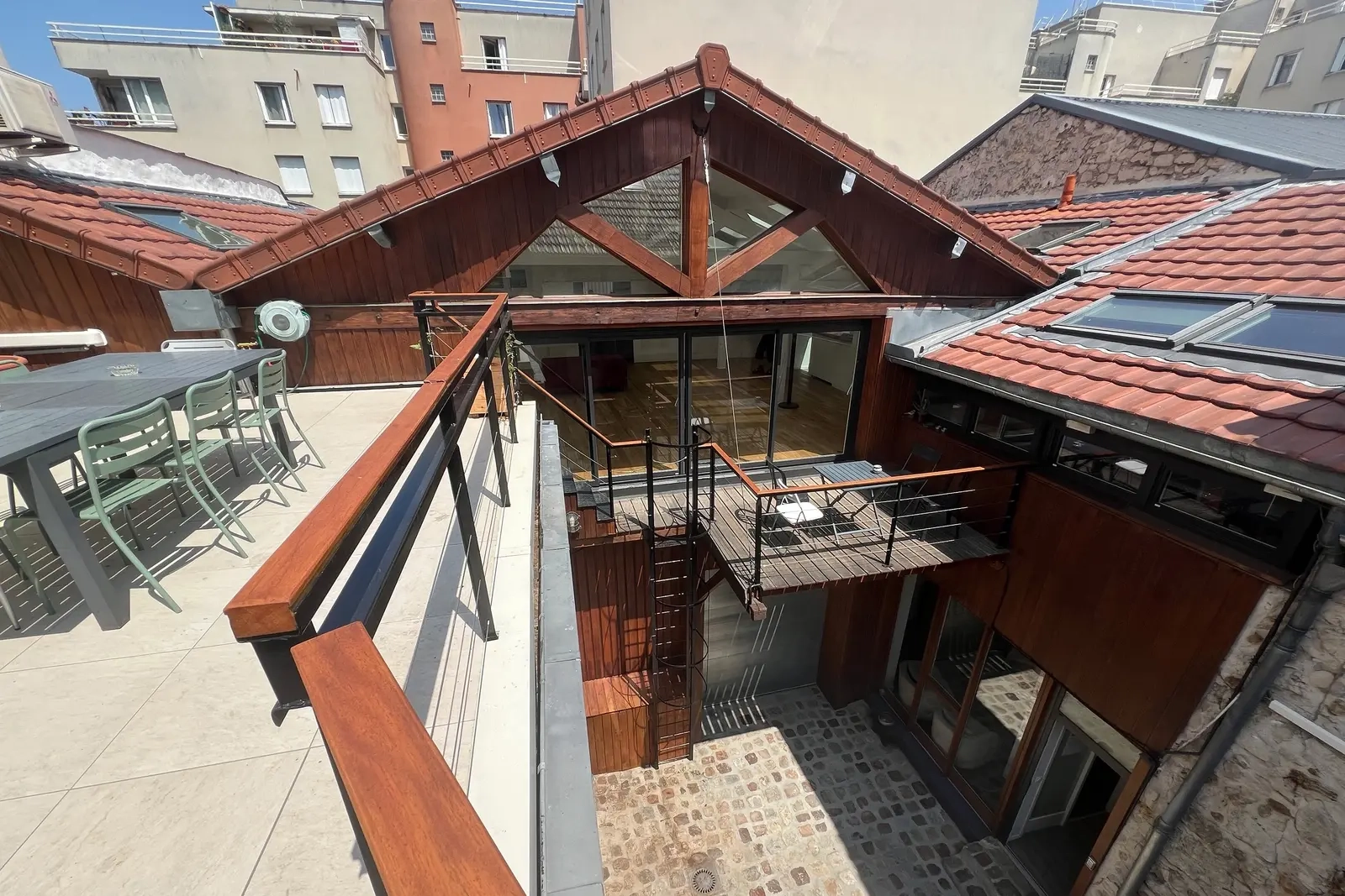 Space Empty loft of 114 m² with a 26 m² terrace - 4