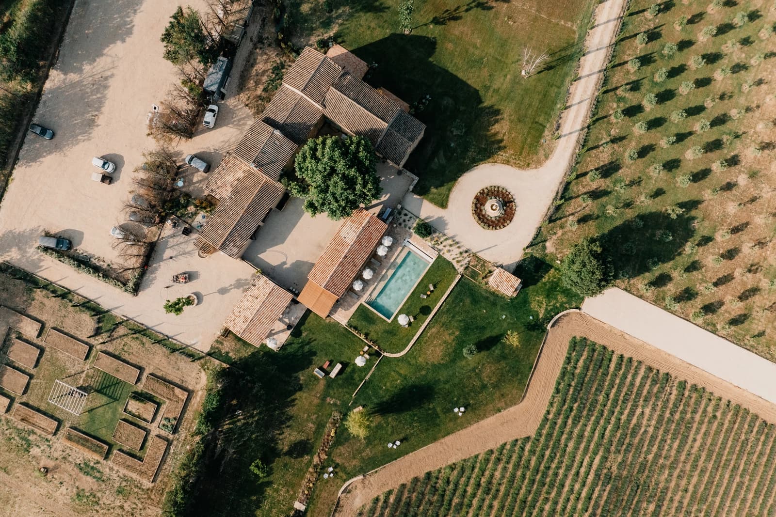 Space LUBERON: an authentic estate for your film shoots and photo shoots - 1