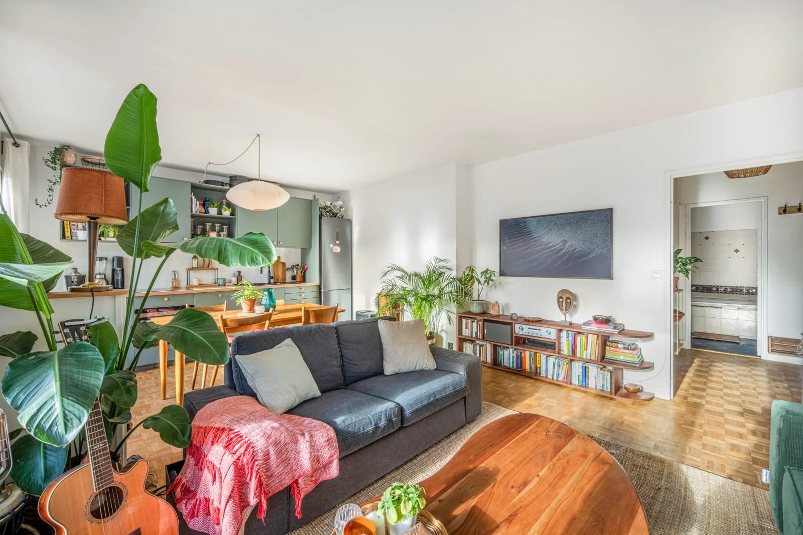 Space Cosy sunny open kitchen Flat  - 2