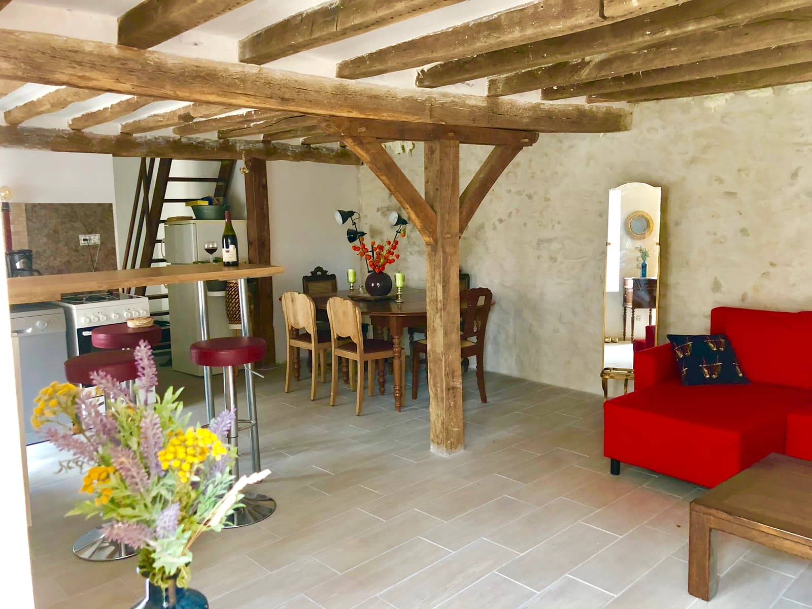Meeting room in Country house Loire Sancerre 80m² garden - 1