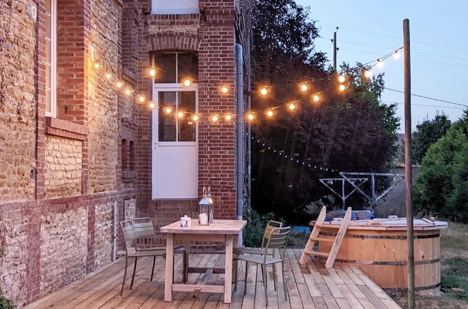 Espace Maison de maître avec vaste jardin arboré - 4