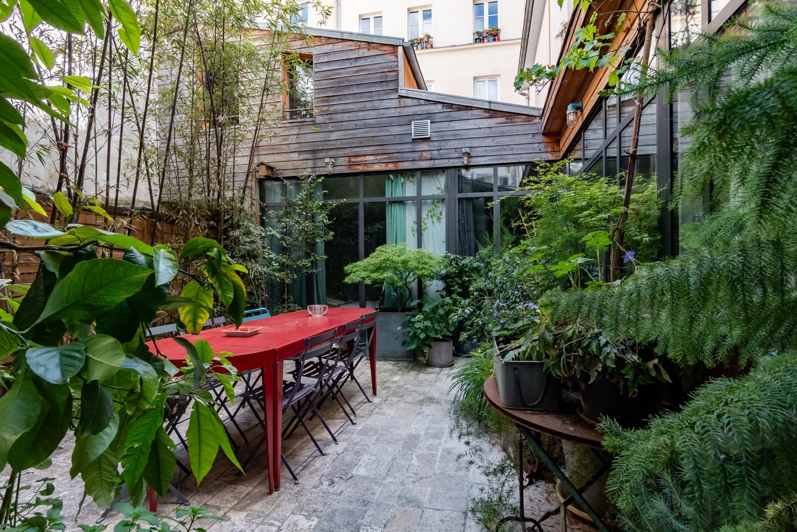 Space Atypical loft and courtyard in the heart of the 11th arrondissement - 4