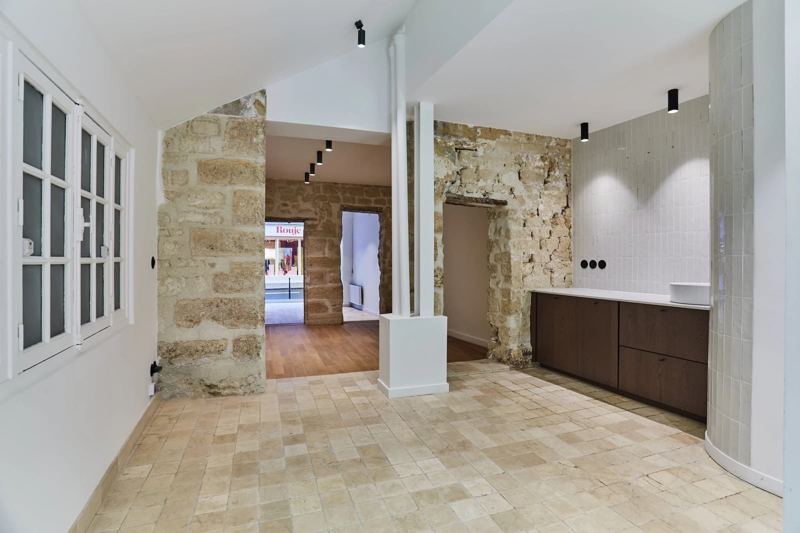 Espace Boutique au charme des pierres apparentes - 5