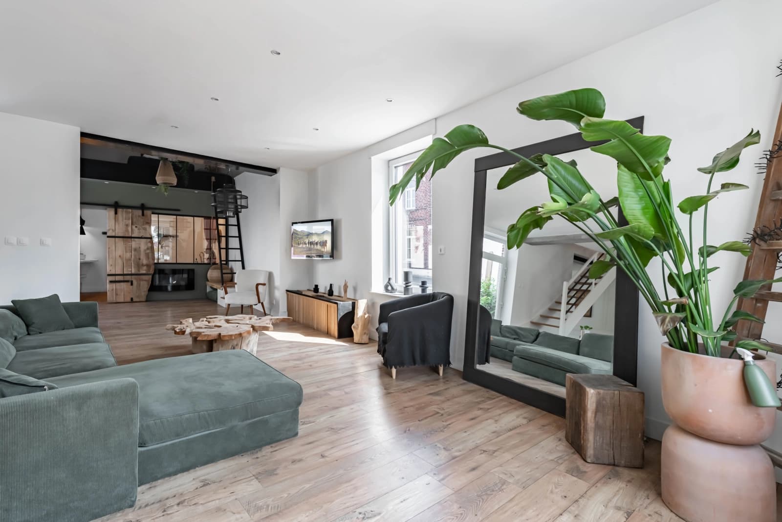 Sala en Encantadora residencia en el corazón de un paisaje bucólico - 1