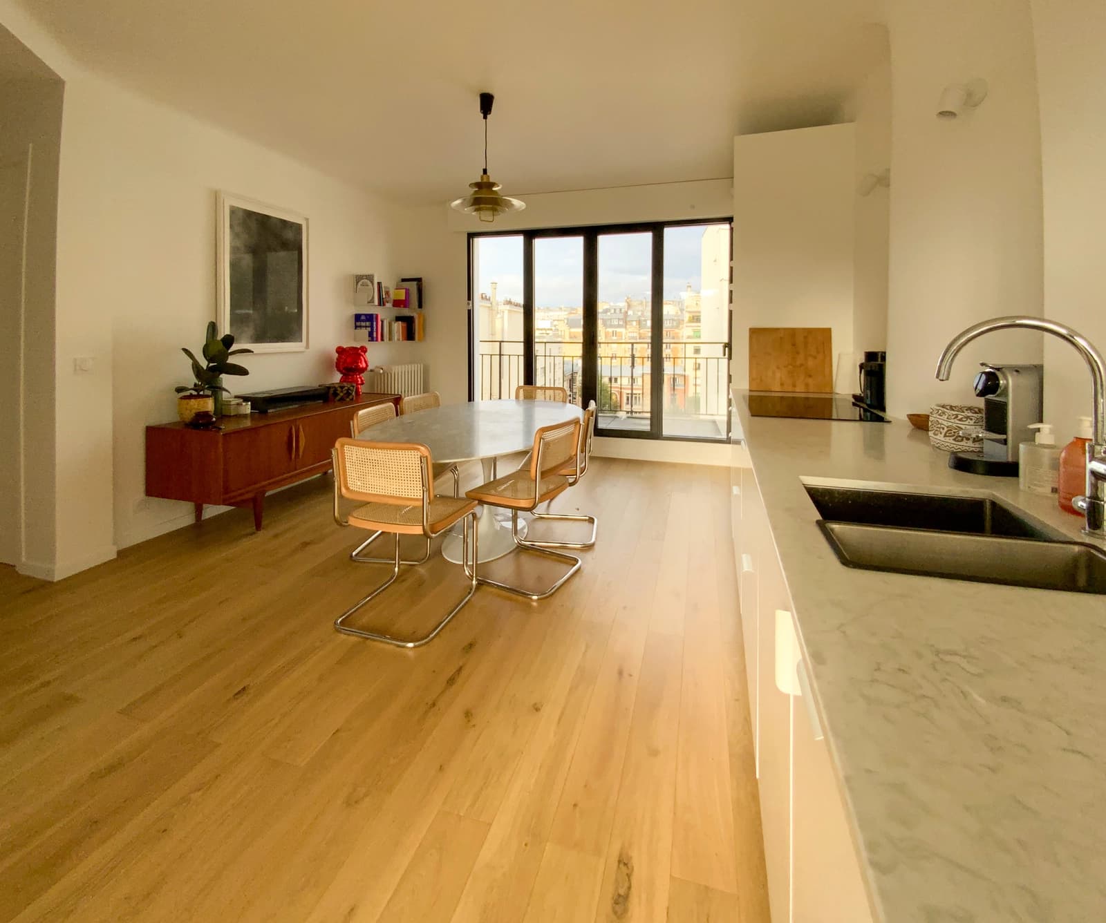 Space Fully renovated apartment - 55 m² with a double terrace. - 5