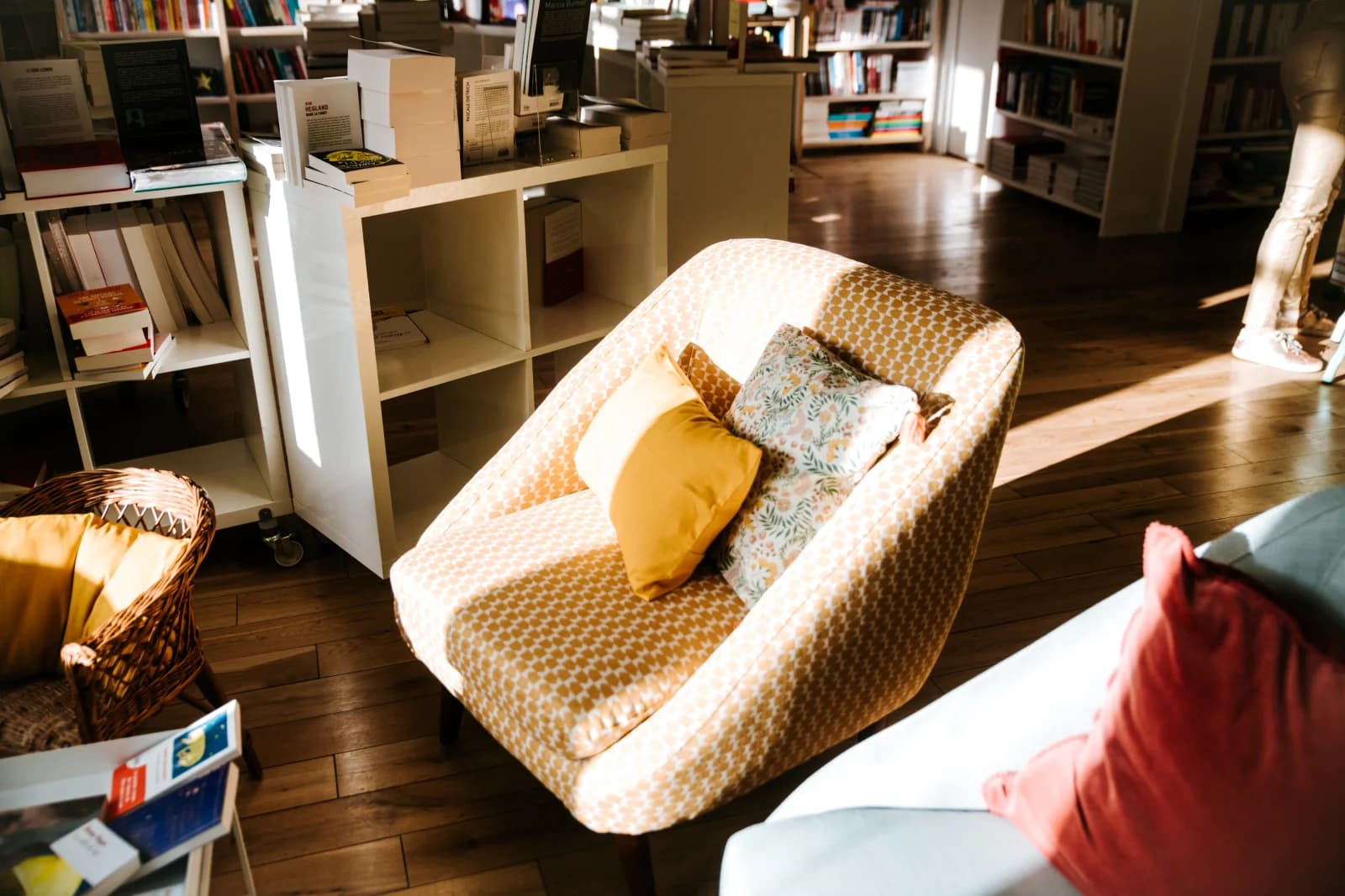 Espace Librairie Salon de thé cosy en plein Paris - 5