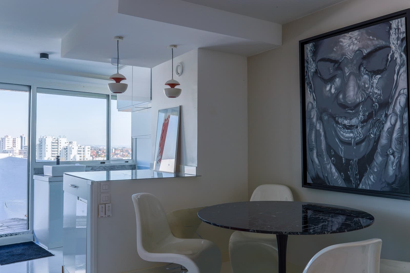 Meeting room in Atypical 70s-style penthouse - 1