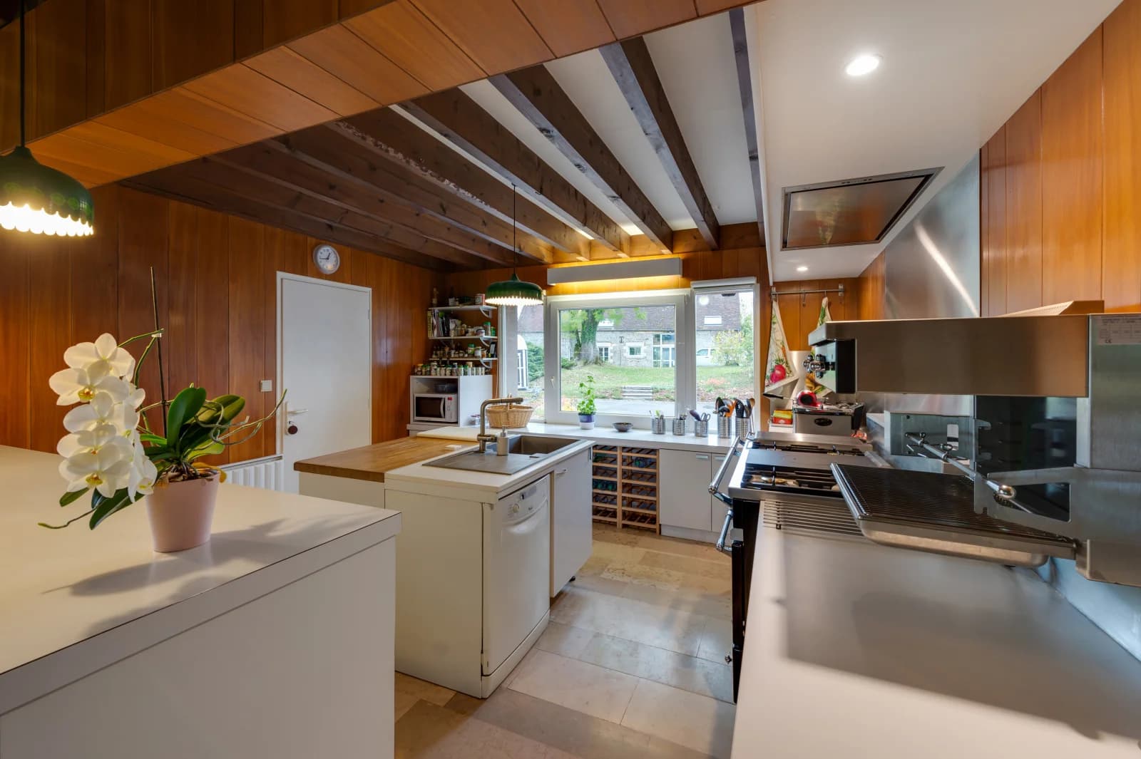 Kitchen in House Architect German-American style - 1