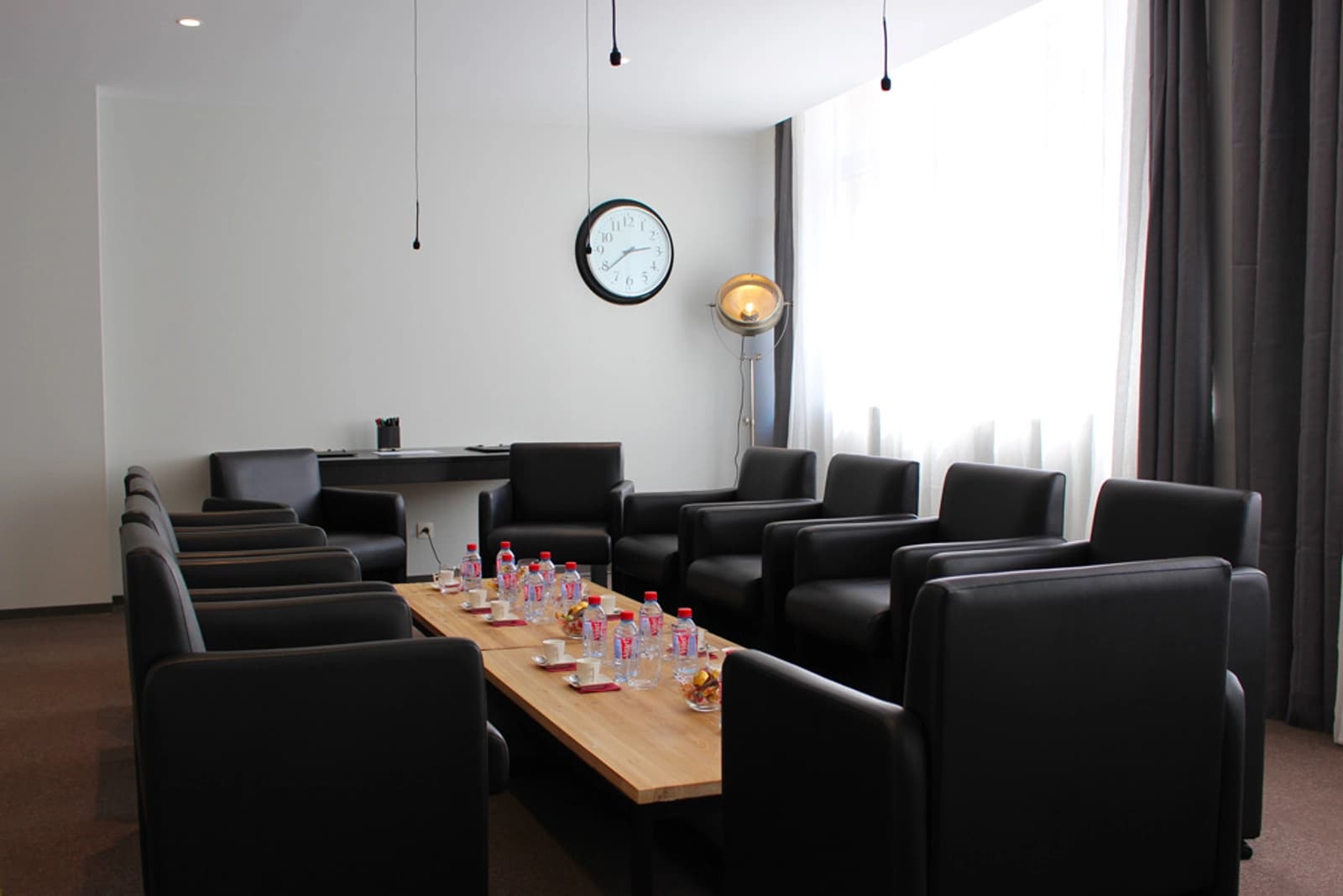 Meeting room in Meeting space in the heart of Lille - 0