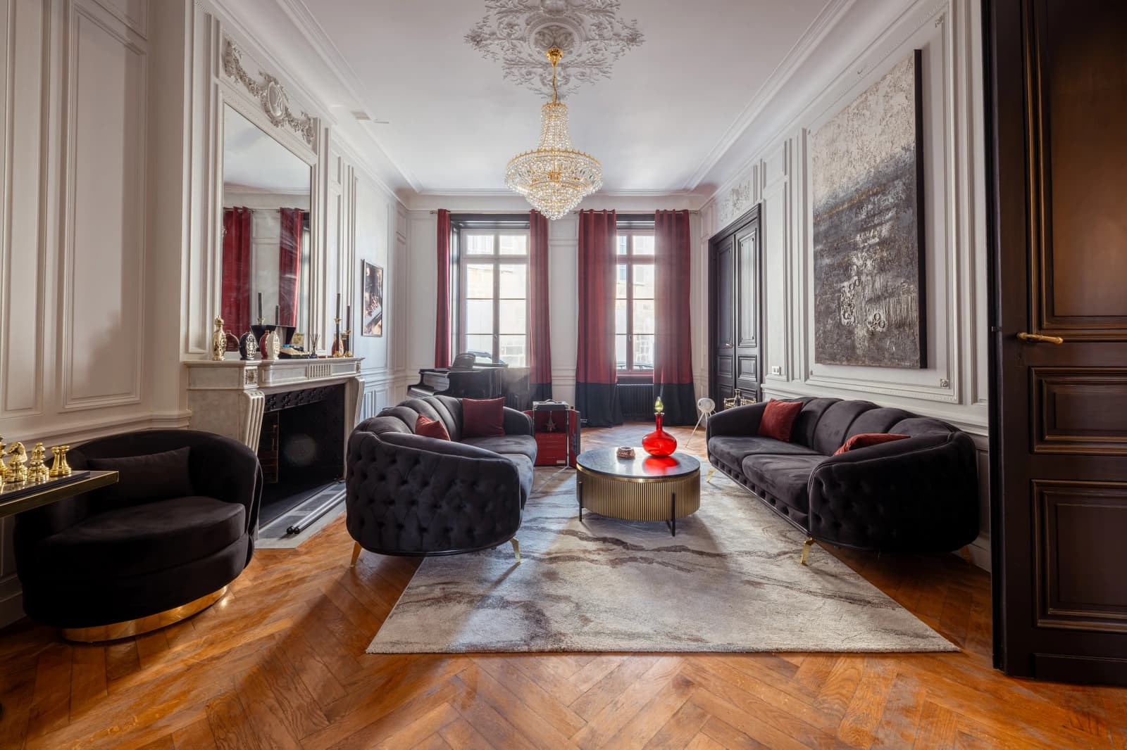 Space Private Mansion in the Heart of Old Cognac - 1