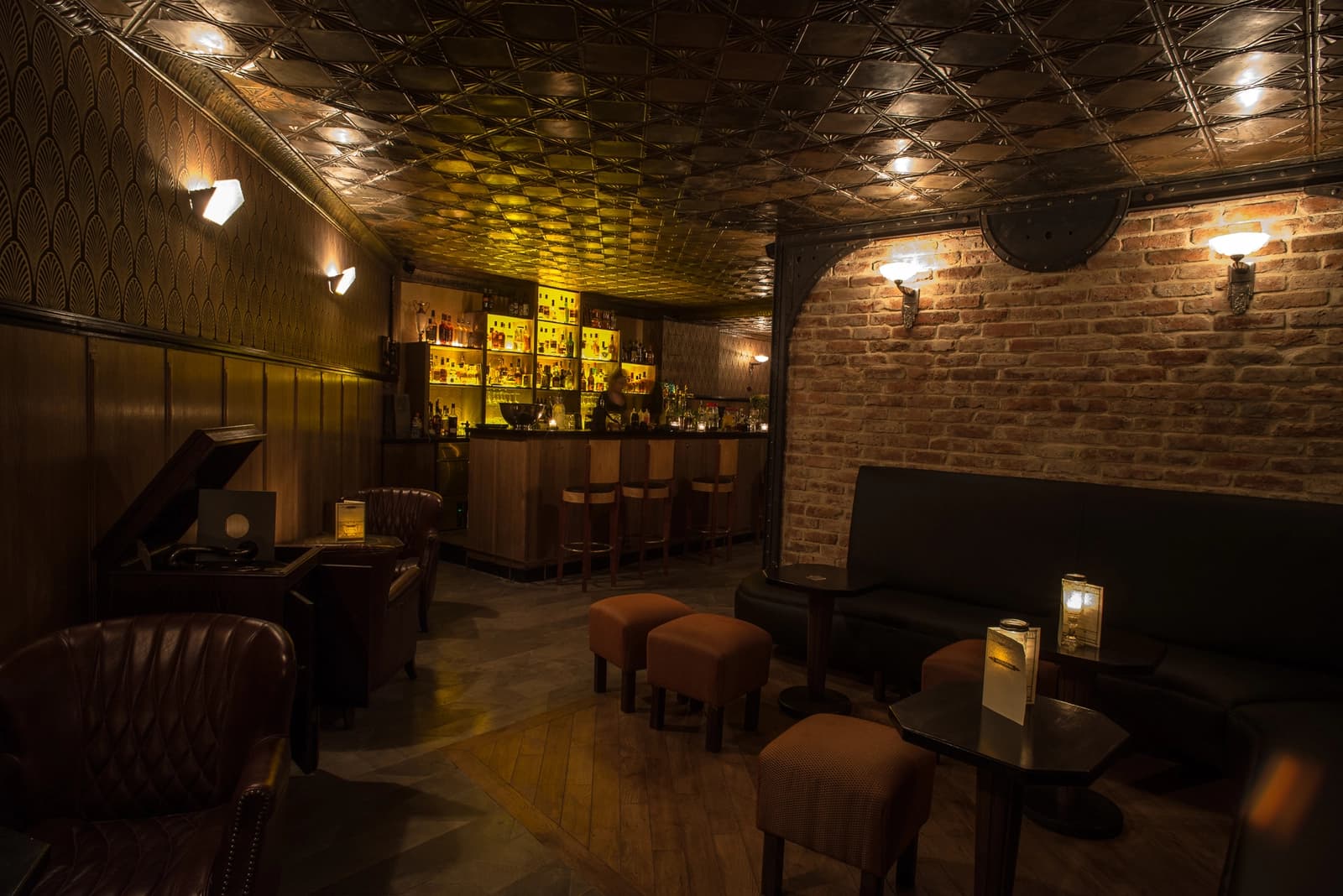 Space 1920s Cinematic Speakeasy - 4