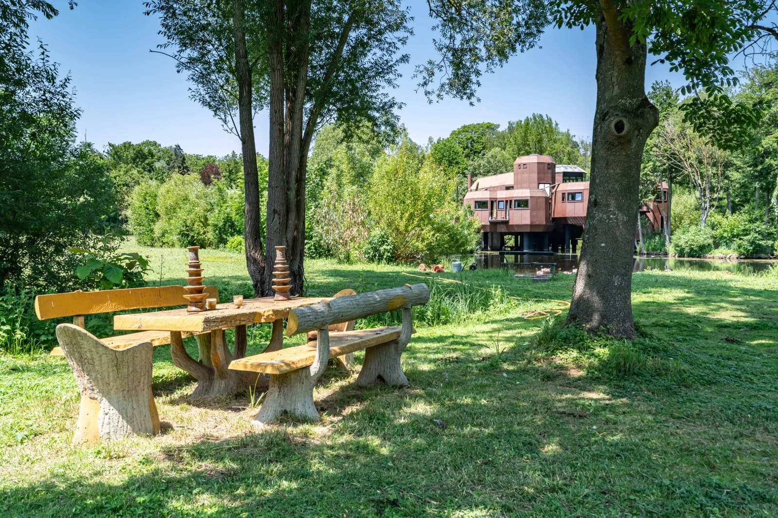 Comedor en Utopia Home: un sueño y un escape a casa - 1