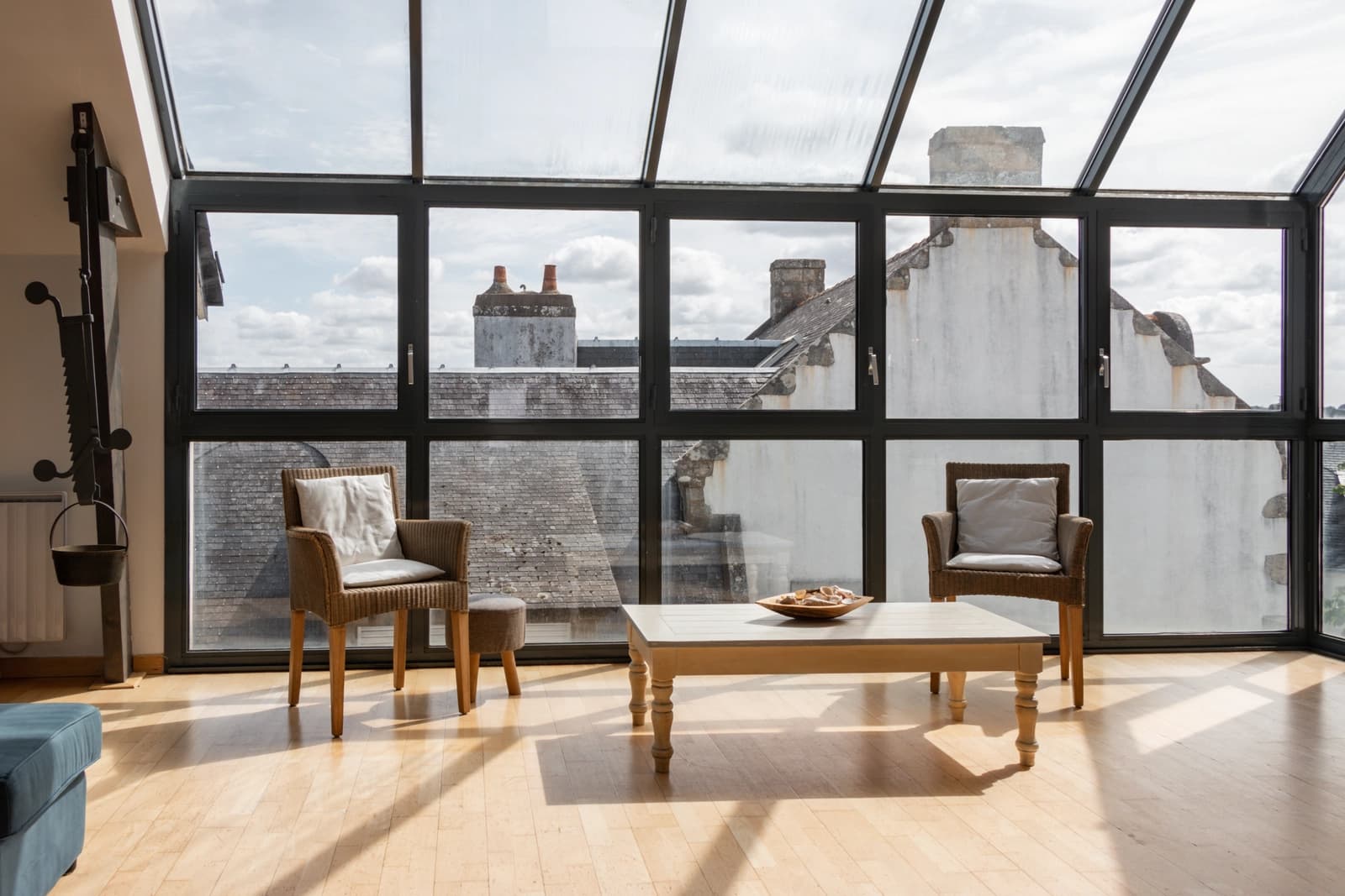 80m² loft with glass roof