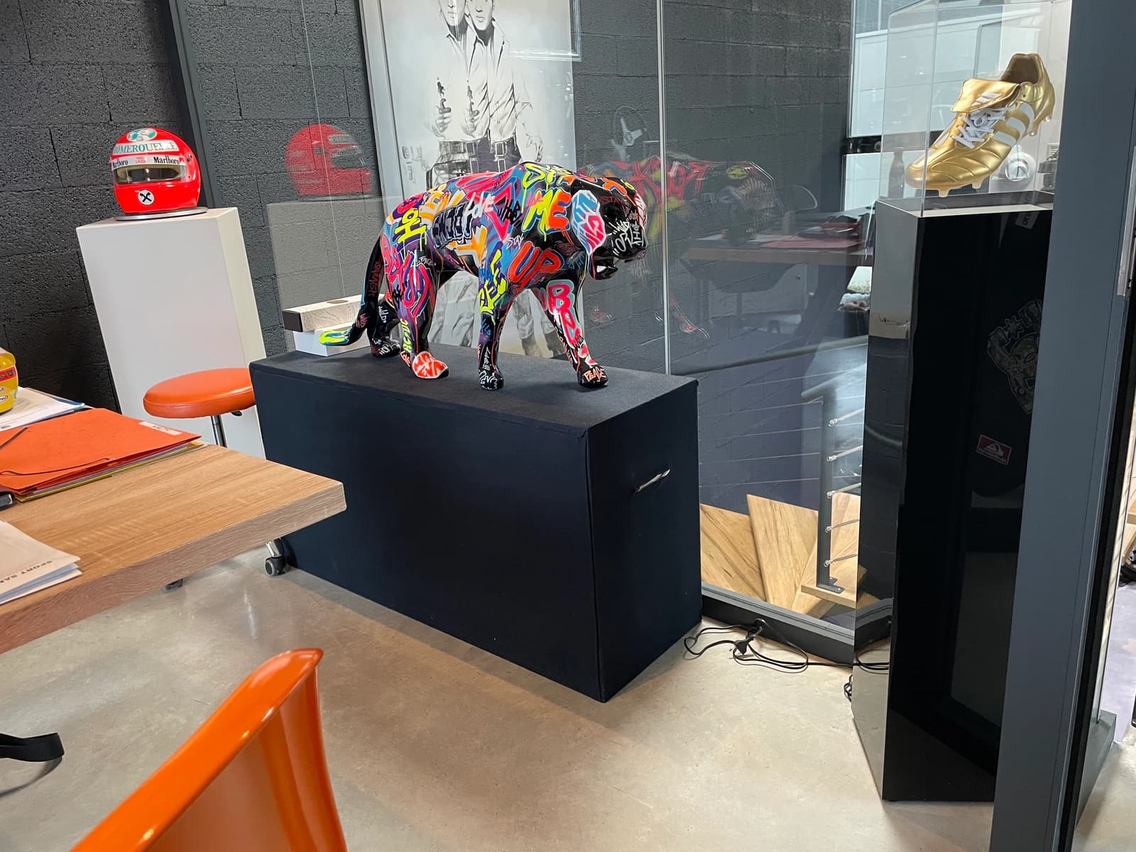 Space Office with Formula 1 car ambience - 2