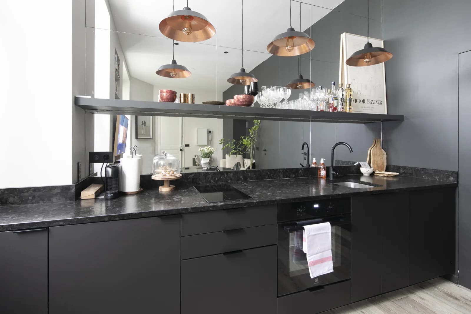 Espace Paris 6e: mini loft avec son jardin-terrasse secret - 4