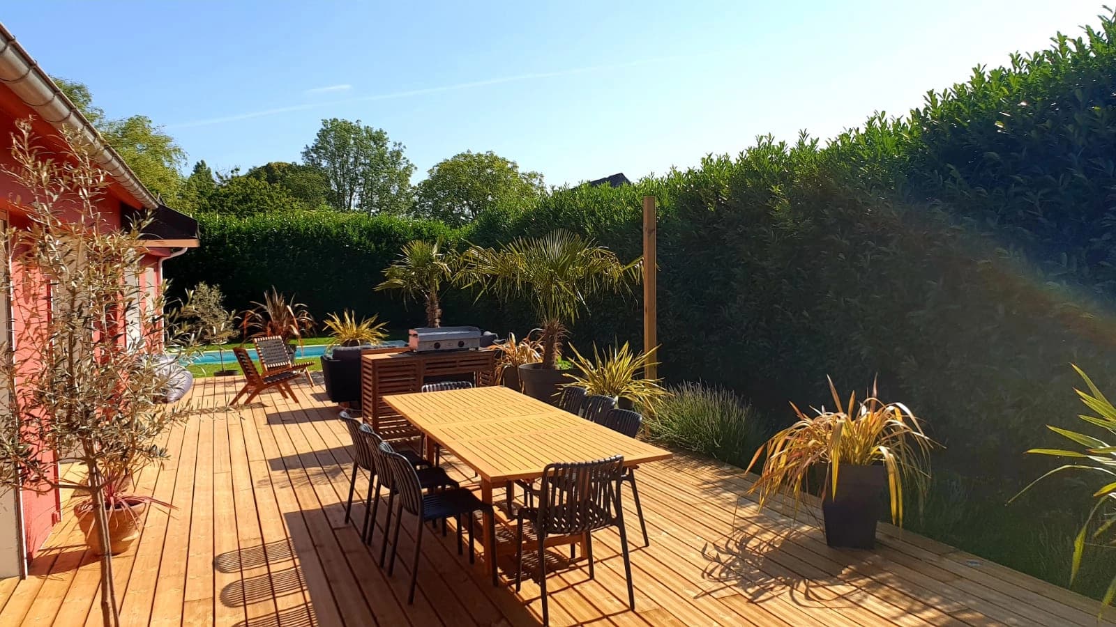 Comedor en Residencia tranquila con piscina tranquila. - 1