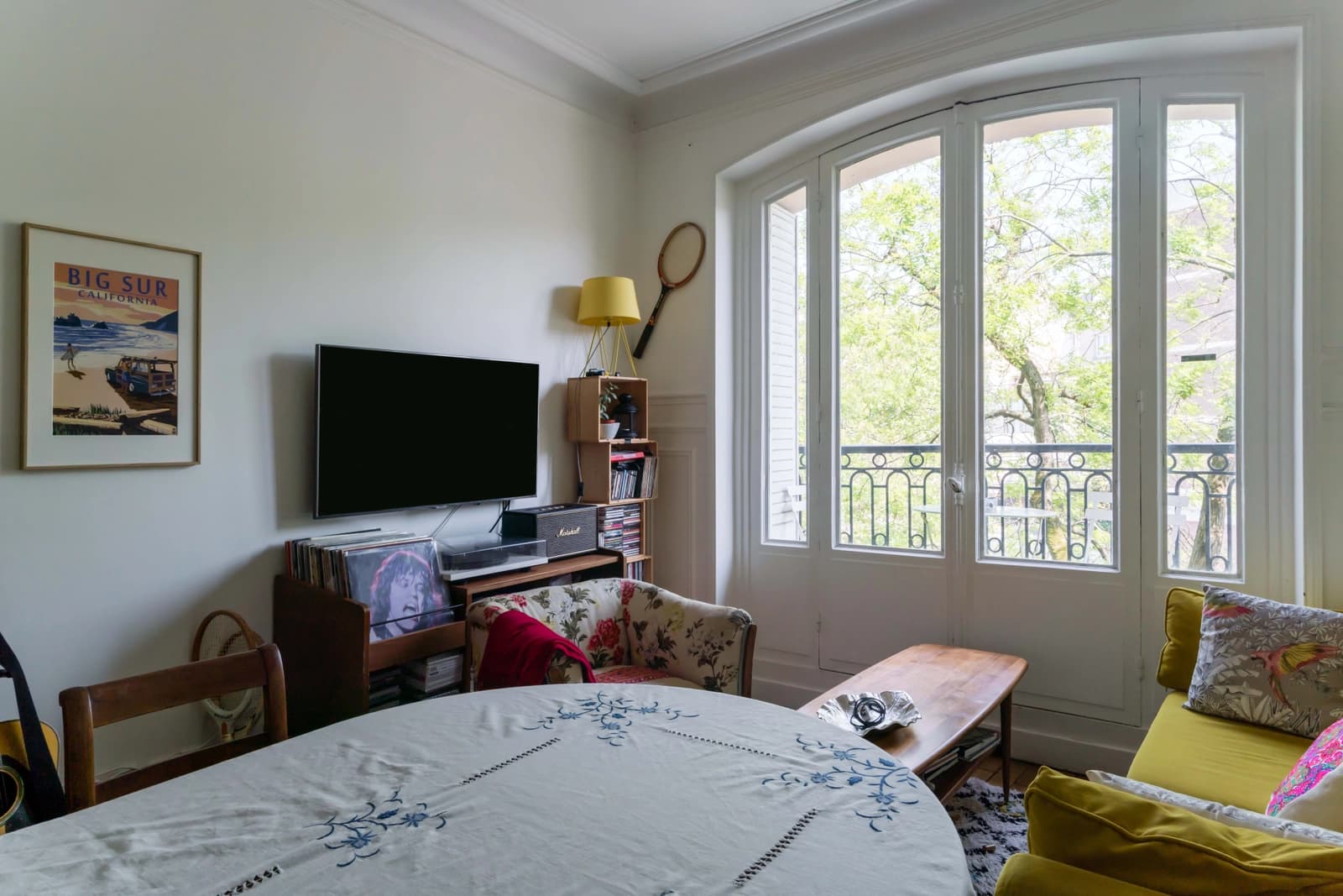 Espace Appartement décoré avec goût et son balcon ensoleillé - 5