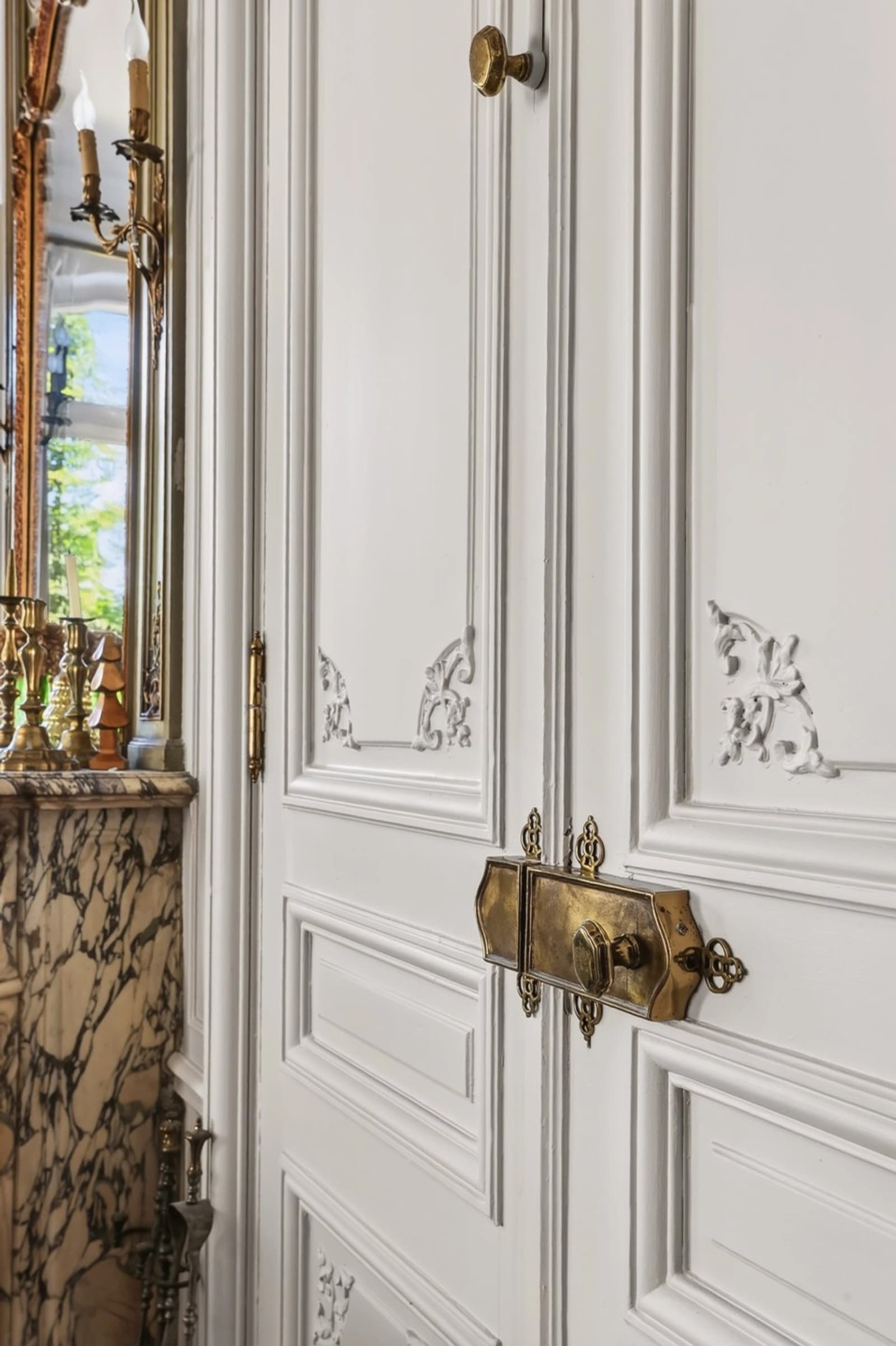 Space Beautiful apartment with a garden on Avenue Foch - 5