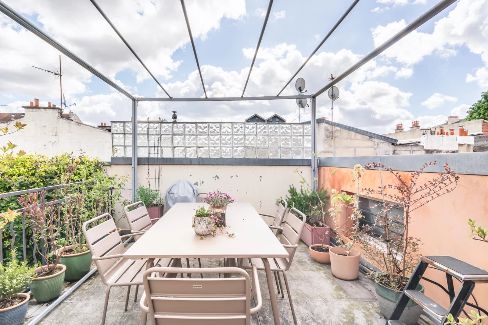 Space Very quiet loft with patio and rooftop - 4