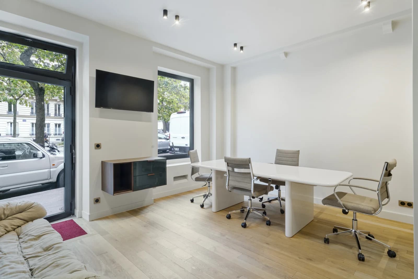 Espace Espace avenue Carnot, à deux pas de l’Arc de Triomphe - 0