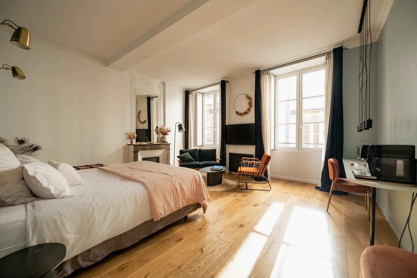 Space 4 colorful rooms in the heart of Bordeaux - 2