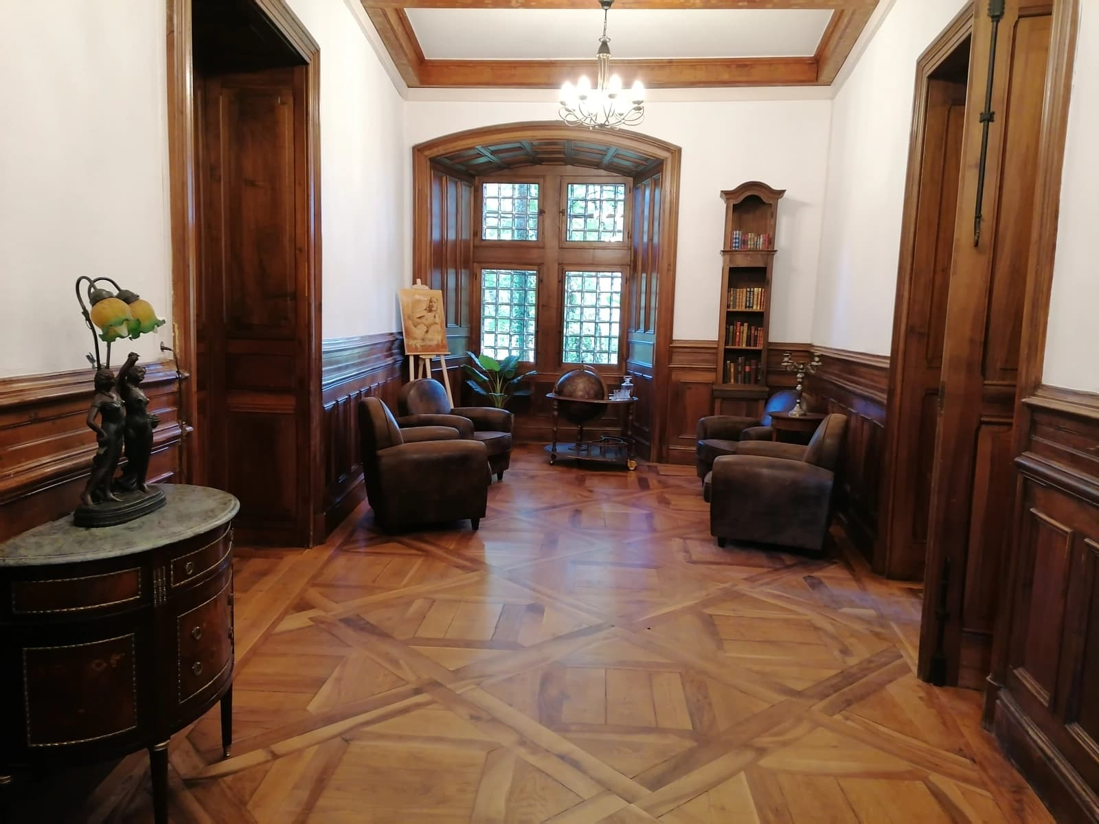 Space Saint-Geoire Castle - 1