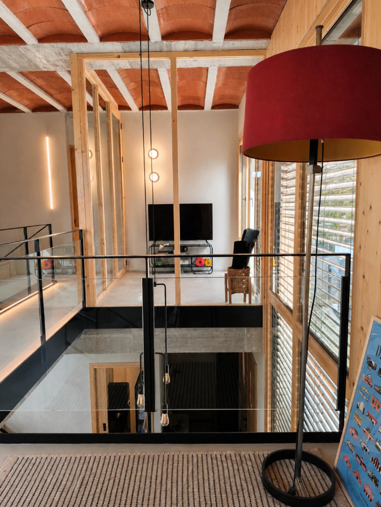 Space Contemporary Mediterranean Architecture in the Heart of the Barcelona Forest - 2