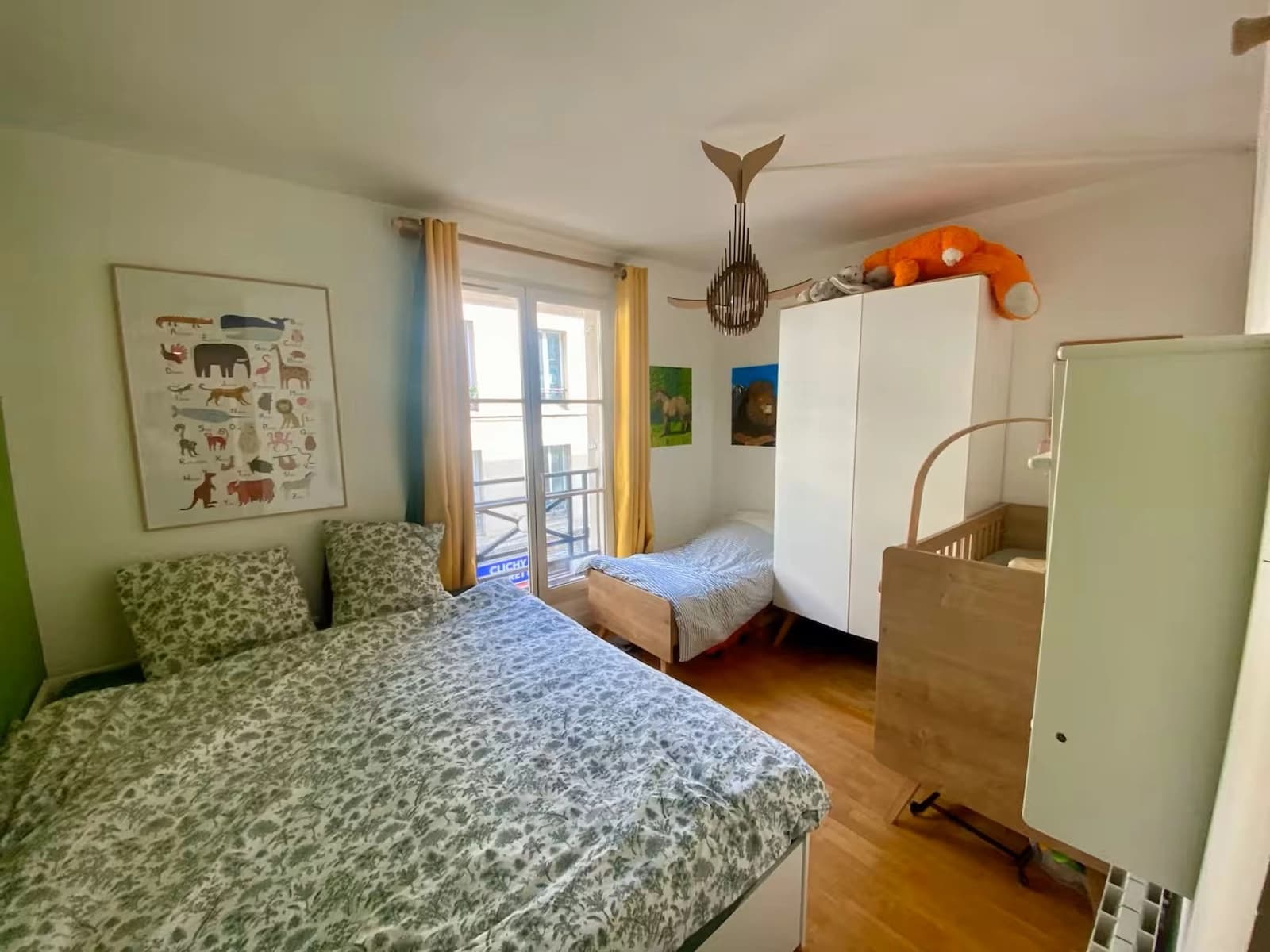 Space Colorful & spacious apartment - 4