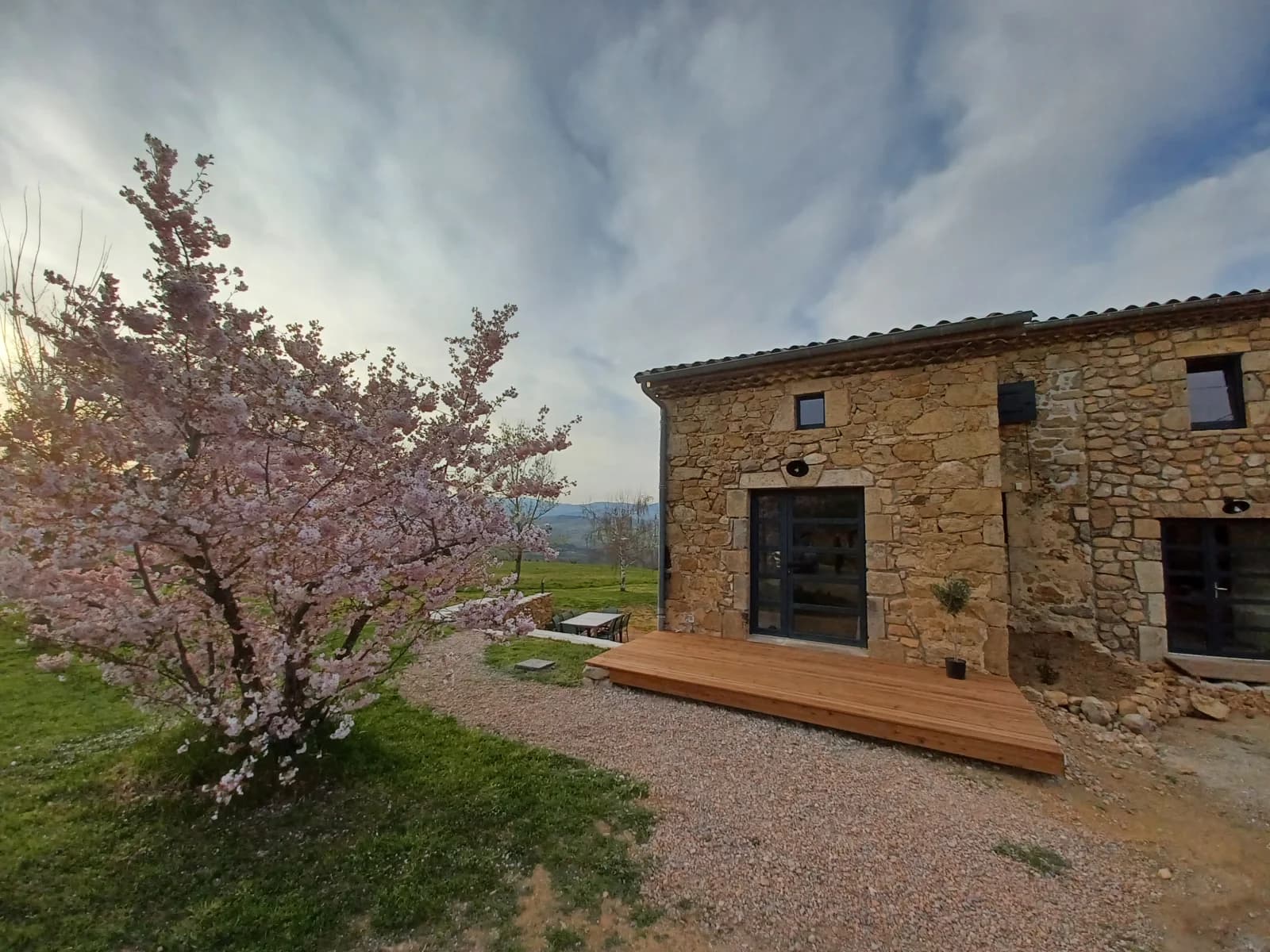 Salle de réunion dans Corps de ferme authentique au coeur de l'Ardèche Verte - 1