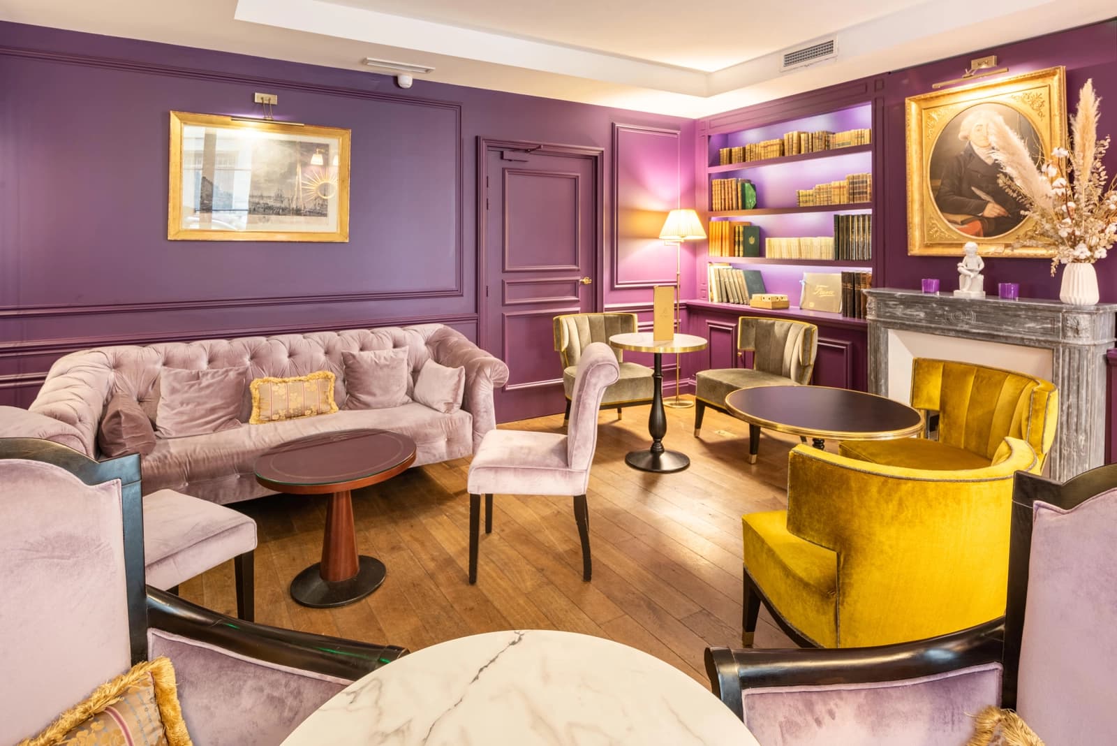 Living room in Salon des Illustres - 1