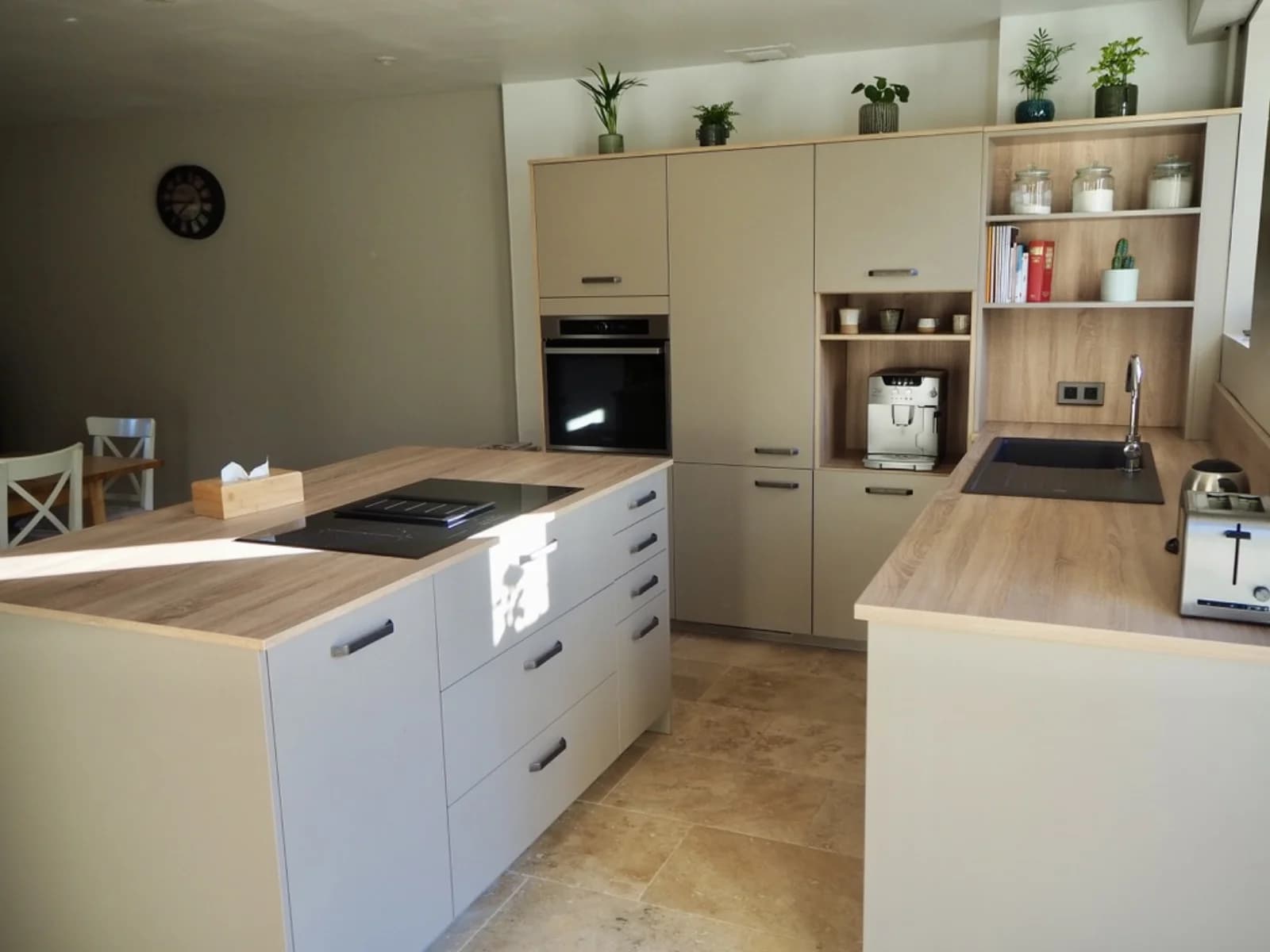 Kitchen in Plant inspiration - 1