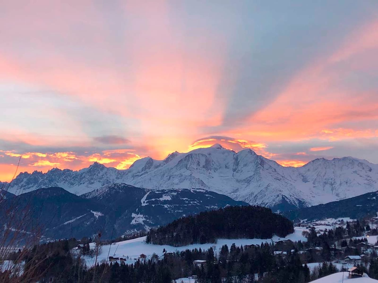 Space Exceptional chalet with breathtaking views of Mont Blanc - 3