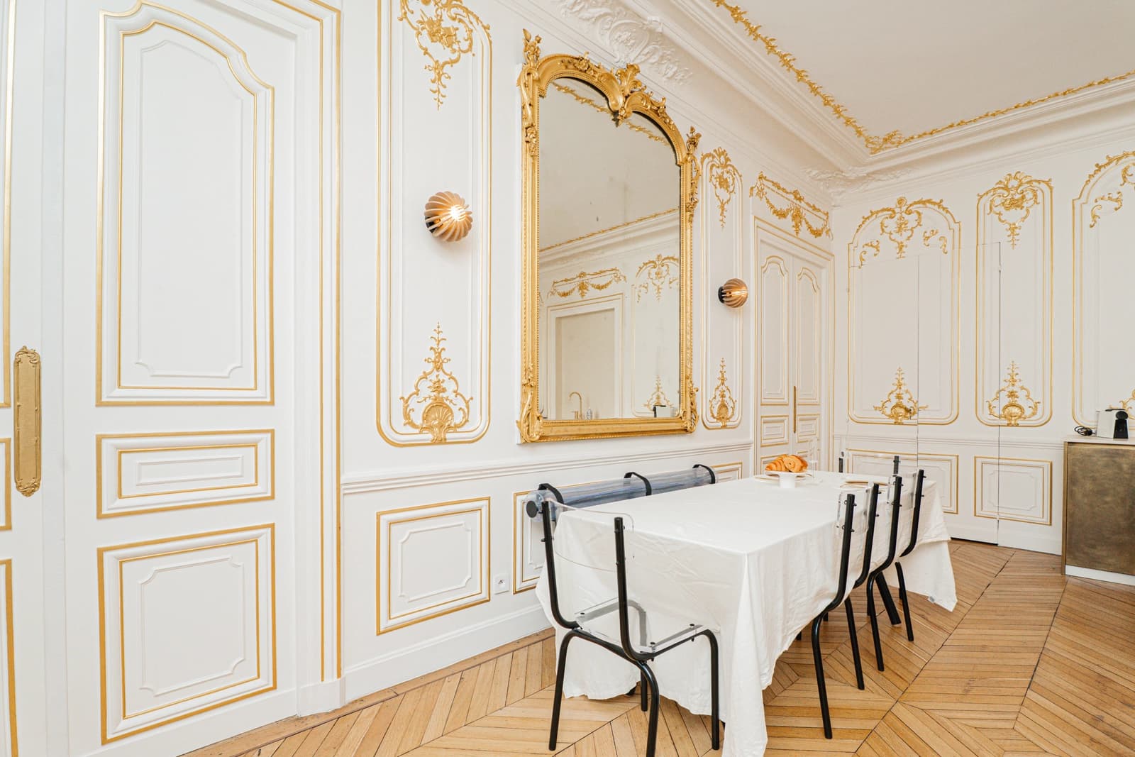 Space The Golden Salon - 4