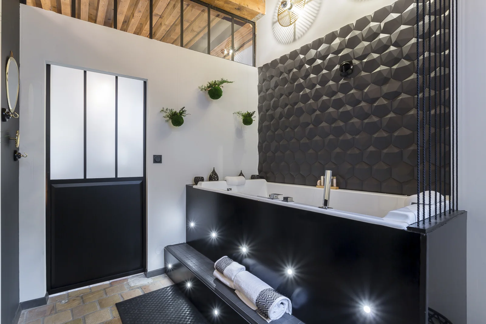 Espace Appartement avec Spa au coeur du Vieux Lyon - 5